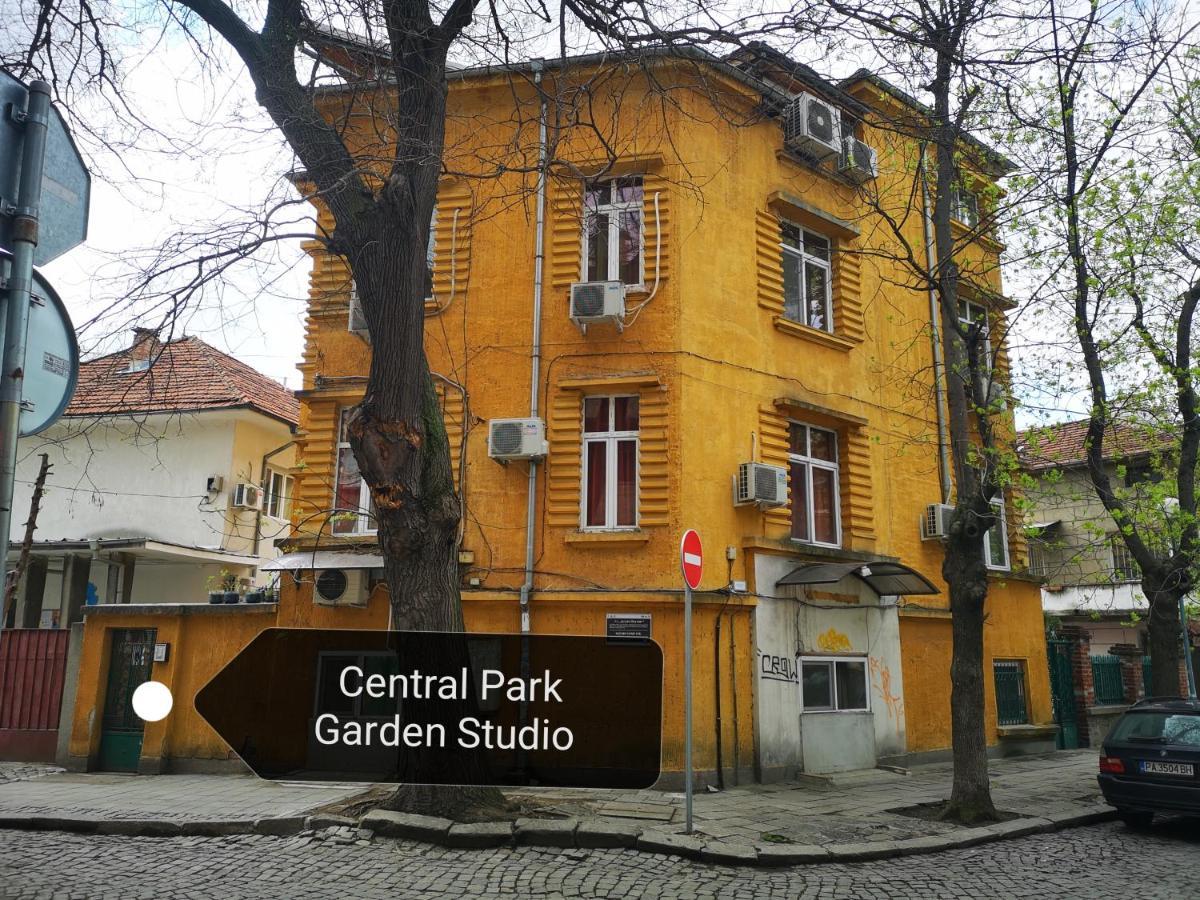 Central Park Garden Studio Plovdiv Chambre photo